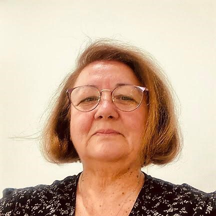 Dr. Mona Elena Popa